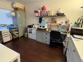 437 Lakeview Dr 104, Weston FL 33326