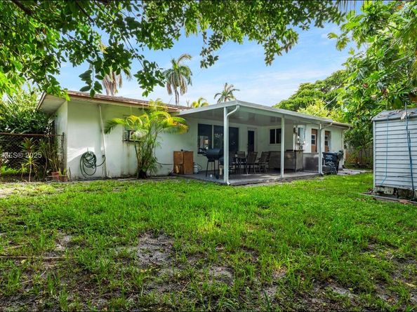 3145 Hollywood Blvd, Hollywood FL 33021