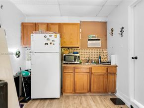 3145 Hollywood Blvd, Hollywood FL 33021