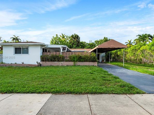 3145 Hollywood Blvd, Hollywood FL 33021