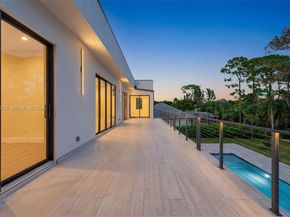 6602 NW 62nd Ter, Parkland FL 33067