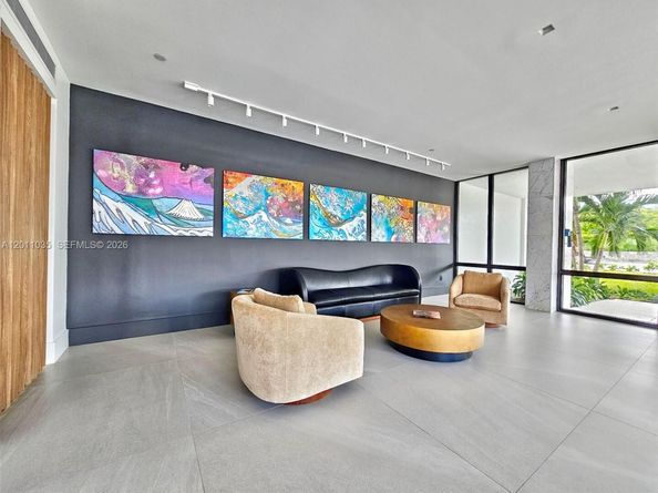 2829 Indian Creek Dr 1209, Miami Beach FL 33140