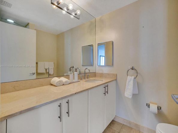 6365 Collins Ave 2007, Miami Beach FL 33141