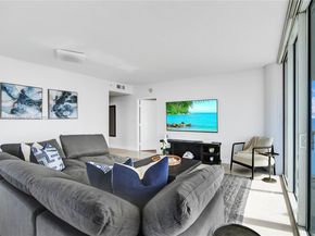 6365 Collins Ave 2007, Miami Beach FL 33141