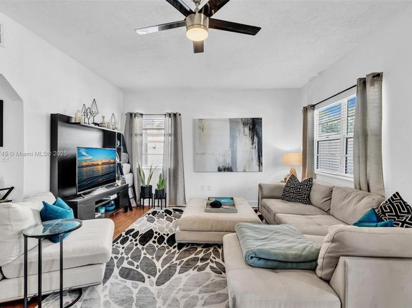836 W 40th St, Miami Beach FL 33140