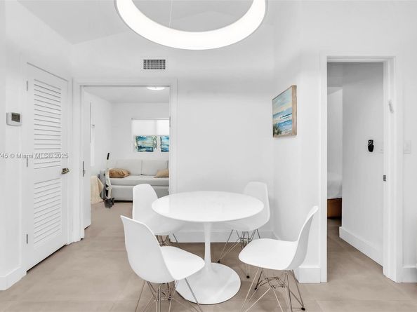 836 W 40th St, Miami Beach FL 33140
