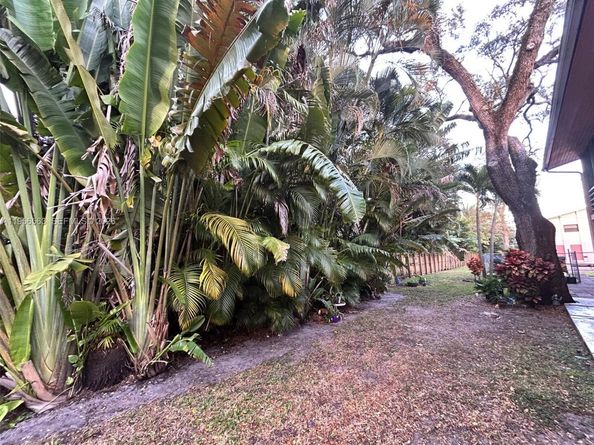 815 SW 30th St J, Fort Lauderdale FL 33315