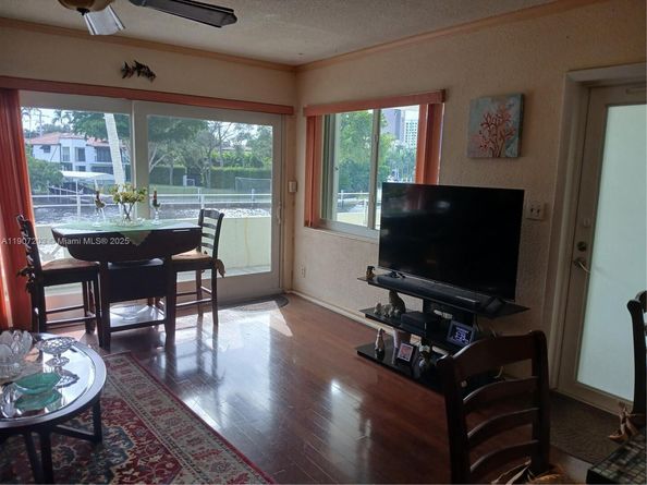 1000 SE 4th St 224, Fort Lauderdale FL 33301