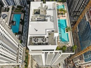 11 NE 6 2108, Miami FL 33132