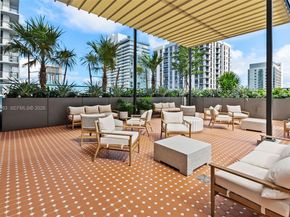 11 NE 6 2108, Miami FL 33132