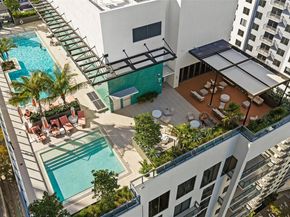 11 NE 6 2108, Miami FL 33132