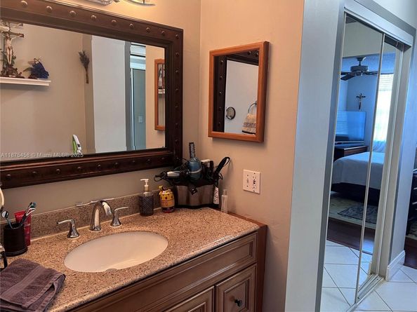 6600 Cypress Rd 504, Plantation FL 33317