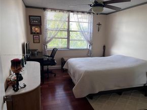 6600 Cypress Rd 504, Plantation FL 33317