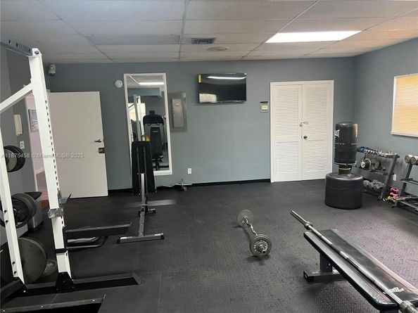 6600 Cypress Rd 504, Plantation FL 33317