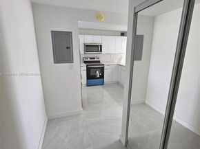 7125 Bay Dr 506, Miami Beach FL 33141