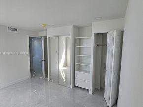 7125 Bay Dr 506, Miami Beach FL 33141