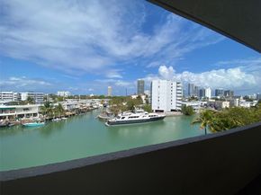7125 Bay Dr 506, Miami Beach FL 33141