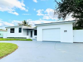 20 NE 135th St, North Miami FL 33161