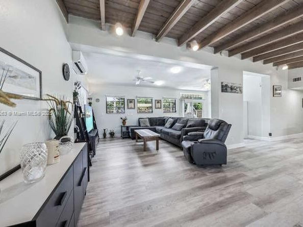 3309 SW 16th St, Fort Lauderdale FL 33312