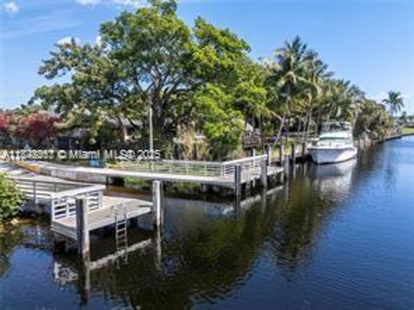 3309 SW 16th St, Fort Lauderdale FL 33312