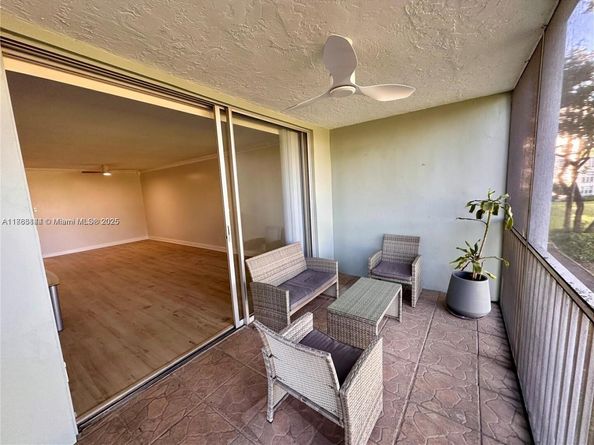 2601 S Course Dr 206, Pompano Beach FL 33069