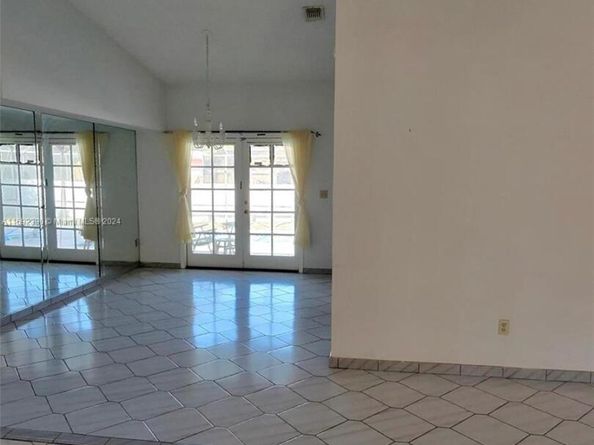 7821 SW 197th Ter, Cutler Bay FL 33189