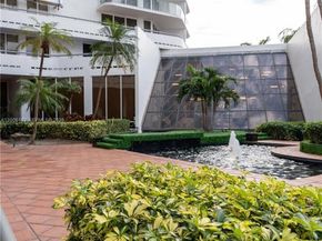 19707 Turnberry Way 18C, Aventura FL 33180