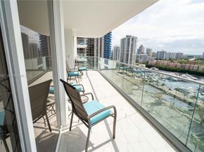 19707 Turnberry Way 18C, Aventura FL 33180