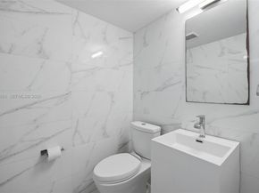 1658 Bay Rd 703, Miami Beach FL 33139