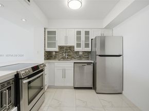 1658 Bay Rd 703, Miami Beach FL 33139