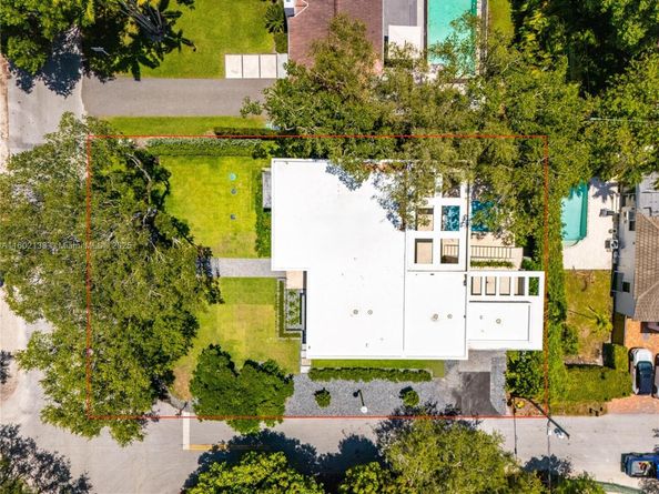 4090 Hardie Ave, Miami FL 33133
