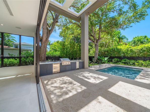 4090 Hardie Ave, Miami FL 33133