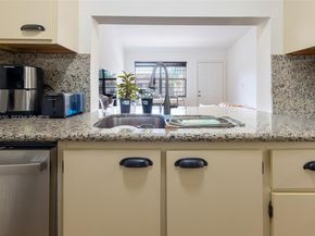 9430 Boca Cove Cir 210, Boca Raton FL 33428