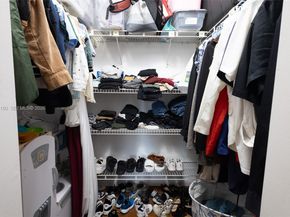 9430 Boca Cove Cir 210, Boca Raton FL 33428