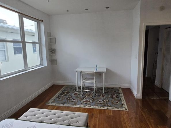 1342 Drexel Ave 204, Miami Beach FL 33139
