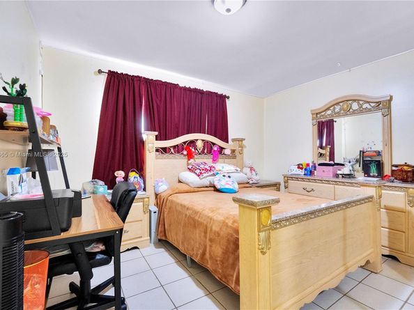 18922 SW 120th Ct, Miami FL 33177