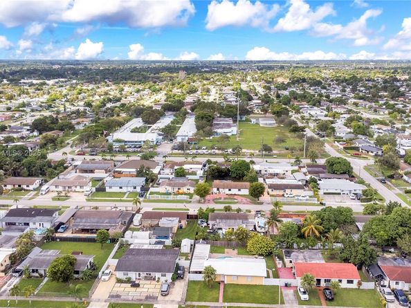 18922 SW 120th Ct, Miami FL 33177