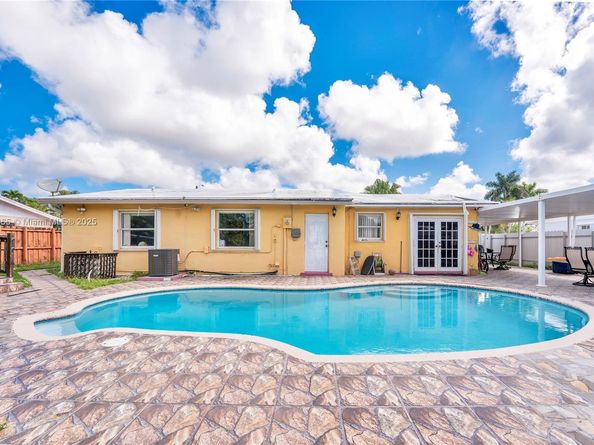 18922 SW 120th Ct, Miami FL 33177