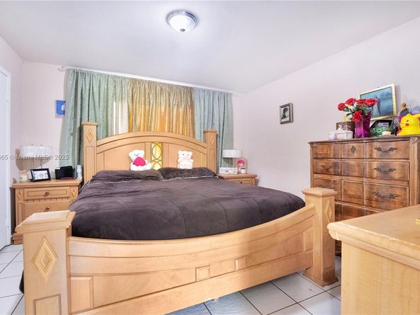 18922 SW 120th Ct, Miami FL 33177