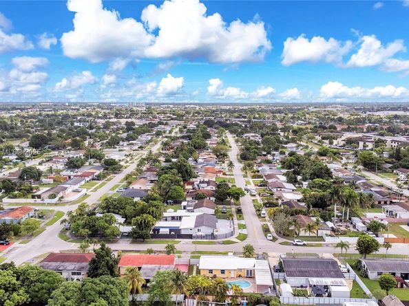 18922 SW 120th Ct, Miami FL 33177
