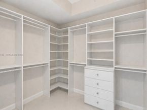 3500 Mystic Pointe Dr 104, Aventura FL 33180