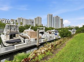 3500 Mystic Pointe Dr 104, Aventura FL 33180