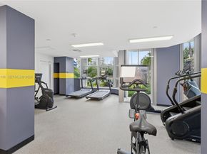 3500 Mystic Pointe Dr 104, Aventura FL 33180