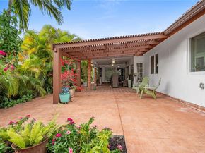 13220 SW 5th St, Miami FL 33184