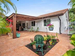 13220 SW 5th St, Miami FL 33184