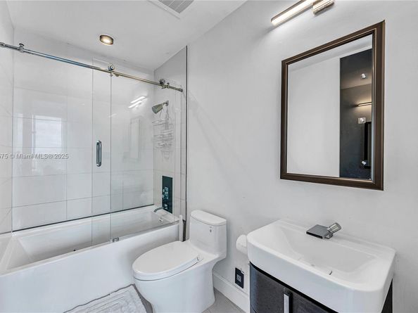 2020 N Bayshore Dr 1906, Miami FL 33137