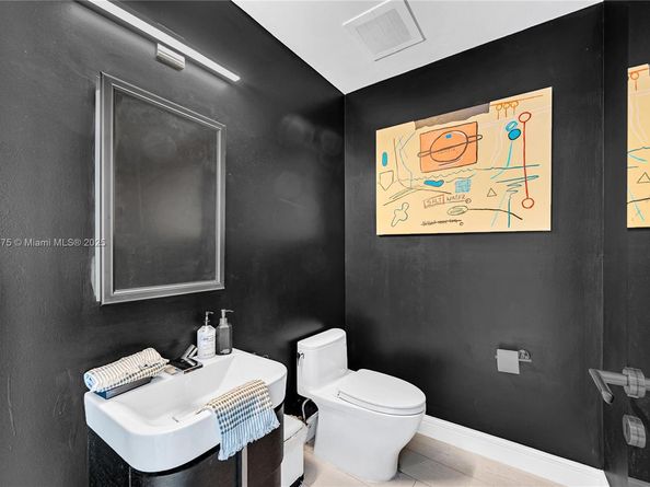 2020 N Bayshore Dr 1906, Miami FL 33137