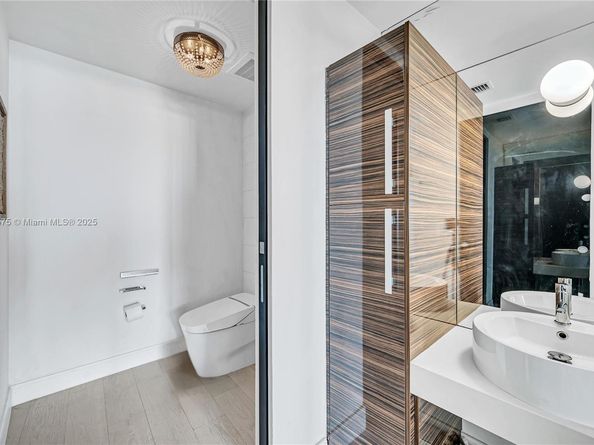 2020 N Bayshore Dr 1906, Miami FL 33137