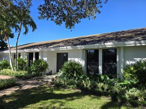 21440 Highland Lakes Blvd, Miami FL 33179