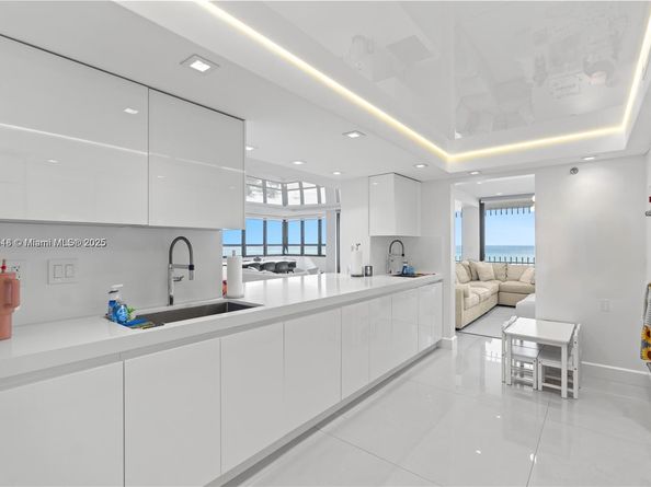 10205 Collins Ave 608, Bal Harbour FL 33154